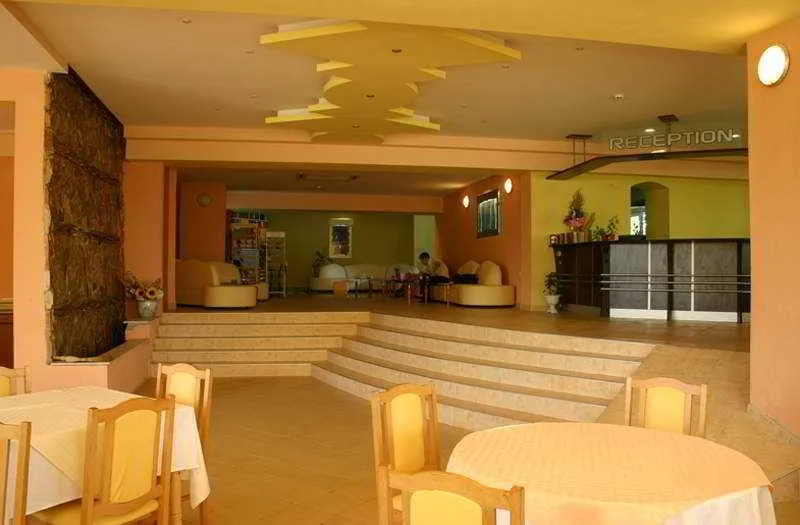 Lobby, Alen Mak 7, Varna