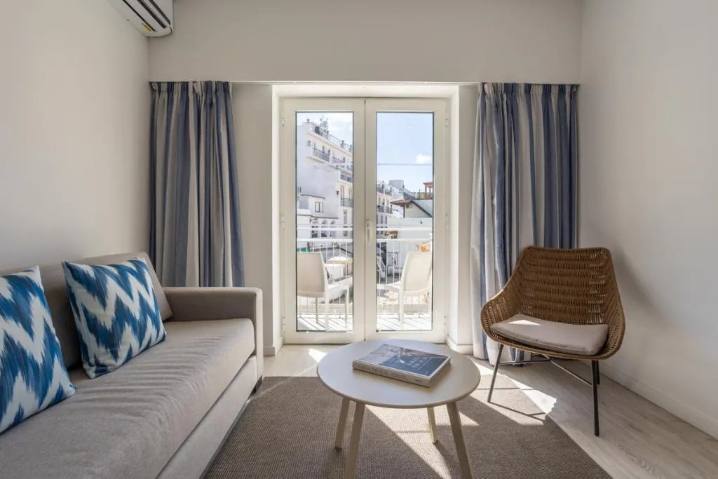 FAMILY ROOM CAPACITY 3 Room, Baltum, Algarve