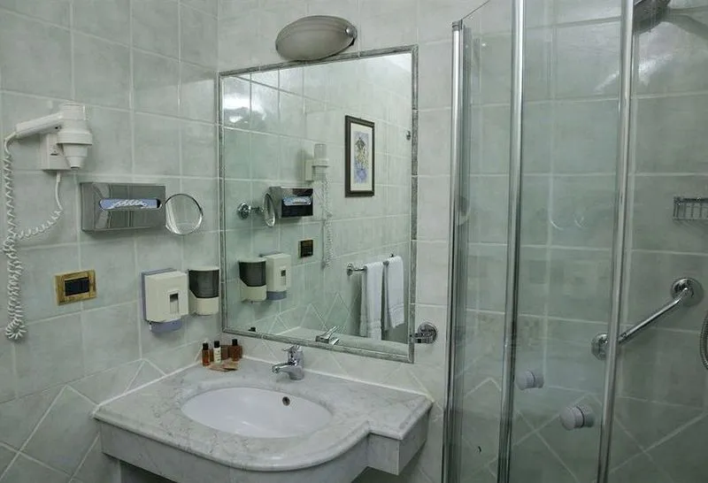 Room, Gambrinus, Rome