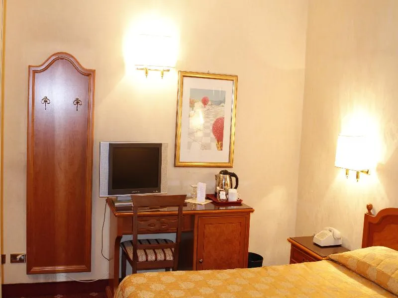 TWIN STANDARD Room, Pace Helvezia, Rome