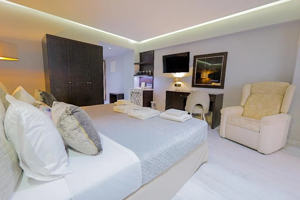 SUITE STANDARD Room, Tropical, Halkidiki