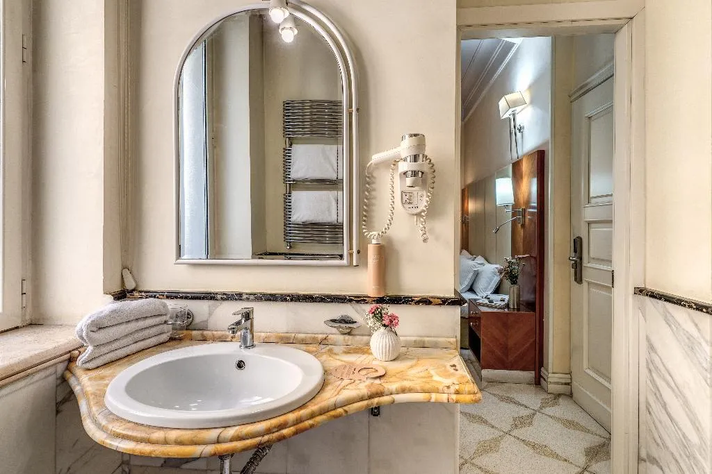 DOUBLE ANNEX Room, Sonya, Rome