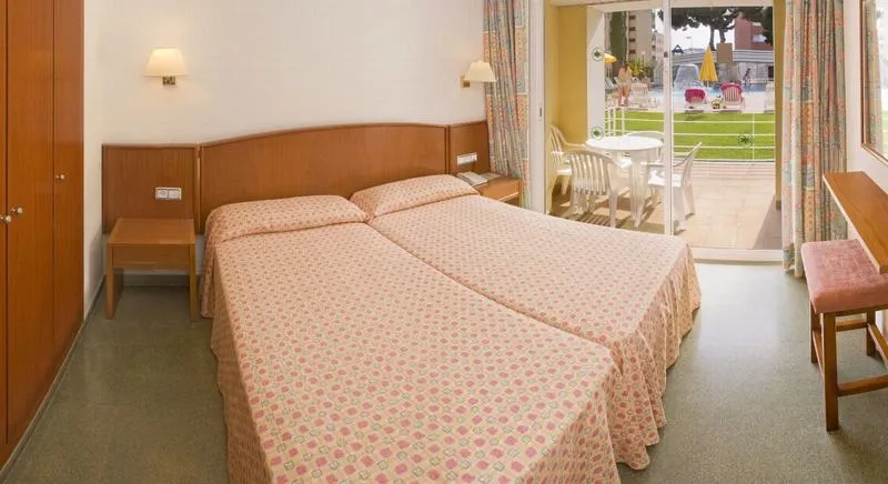APARTMENT CAPACITY 4 ONE BEDROOM Room, GHT Oasis Park & Spa, Costa Brava