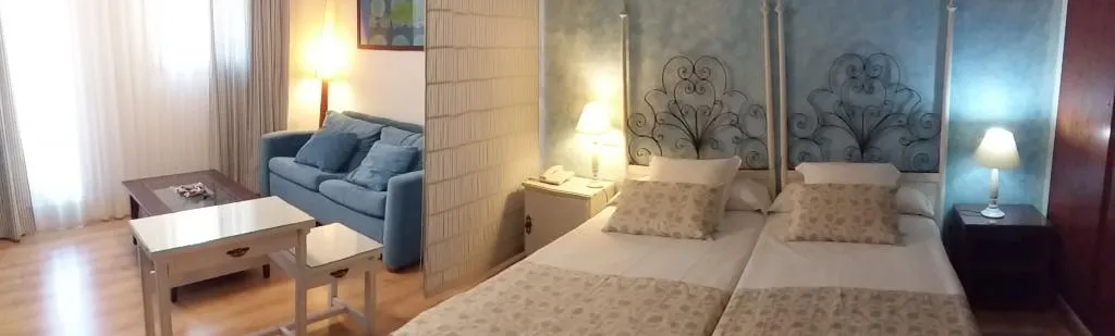 JUNIOR SUITE STANDARD Room, Rosa, Costa Brava