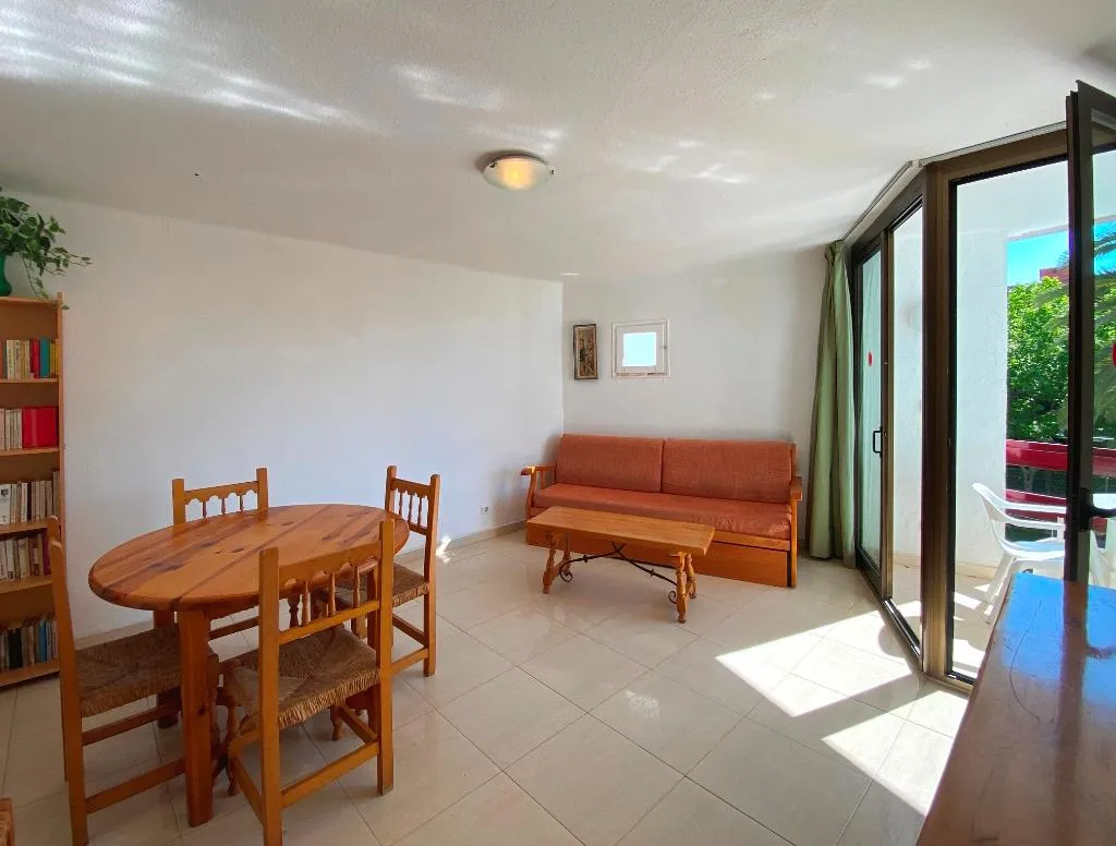 APARTMENT CAPACITY 6 Room, Corcega, Costa Dorada