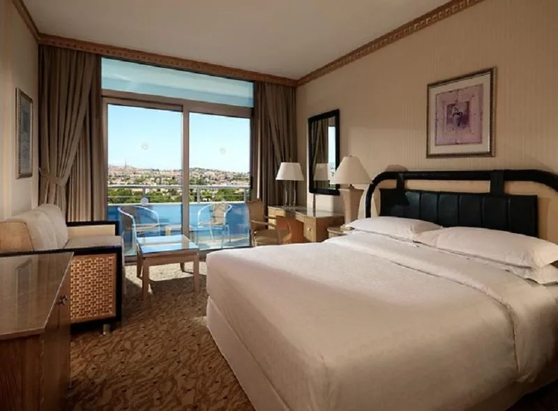 DOUBLE LAND VIEW Room, Sheraton Cesme Resort Hotel & SPA, Izmir