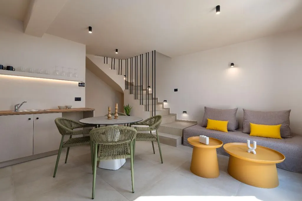 APARTMENT LUXURY ONE BEDROOM Room, White Orchid Boutique Apartments, Santorini