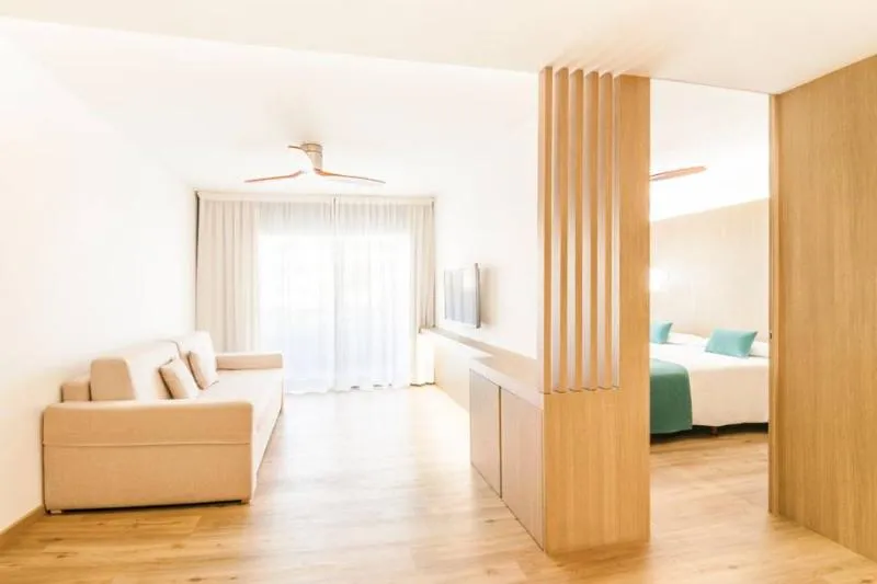 APARTMENT TWO BEDROOMS Room, Parque la Paz, Tenerife