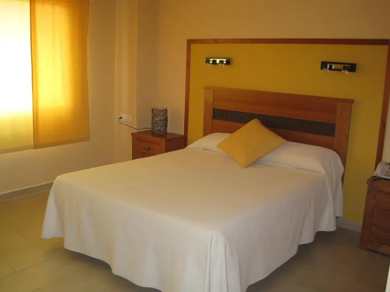 Double or Twin STANDARD Room, Sierra Luz, Seville