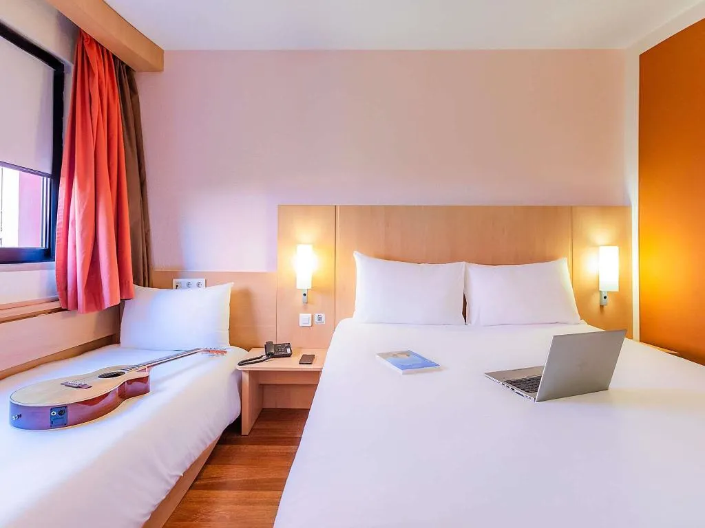 DOUBLE WITH DOUBLE BED Room, ibis Lisboa Sintra, Lisbon