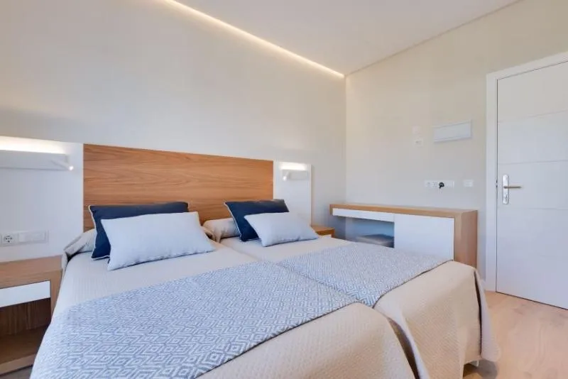Double or Twin STANDARD Room, Hotel Eden Soller, Majorca