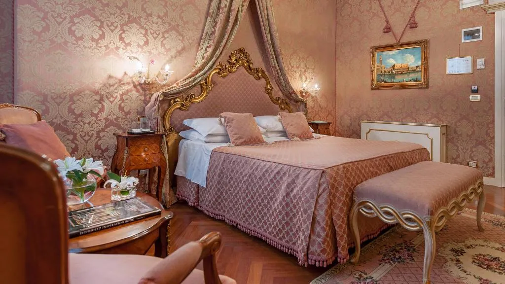 Double or Twin PREMIUM Room, Antico Doge - a Member of Elizabeth Hotel, Venice