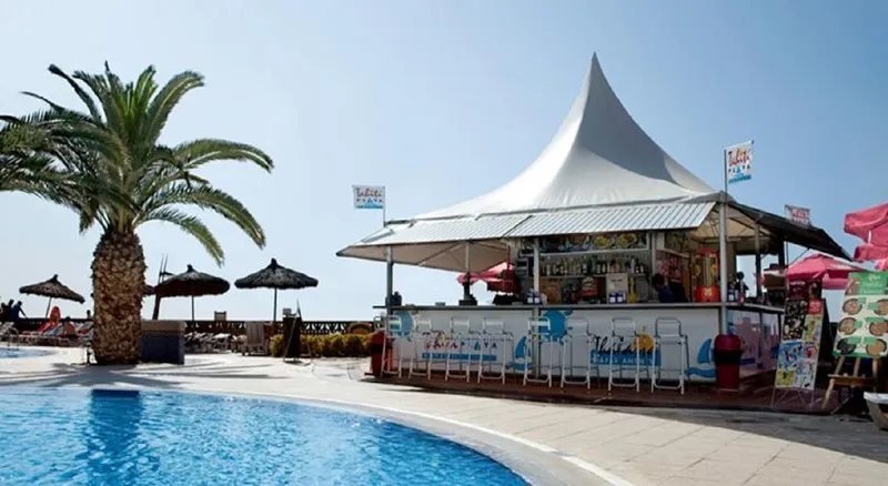 Terrace, Tahiti Playa Hotel & Suites, Costa Brava