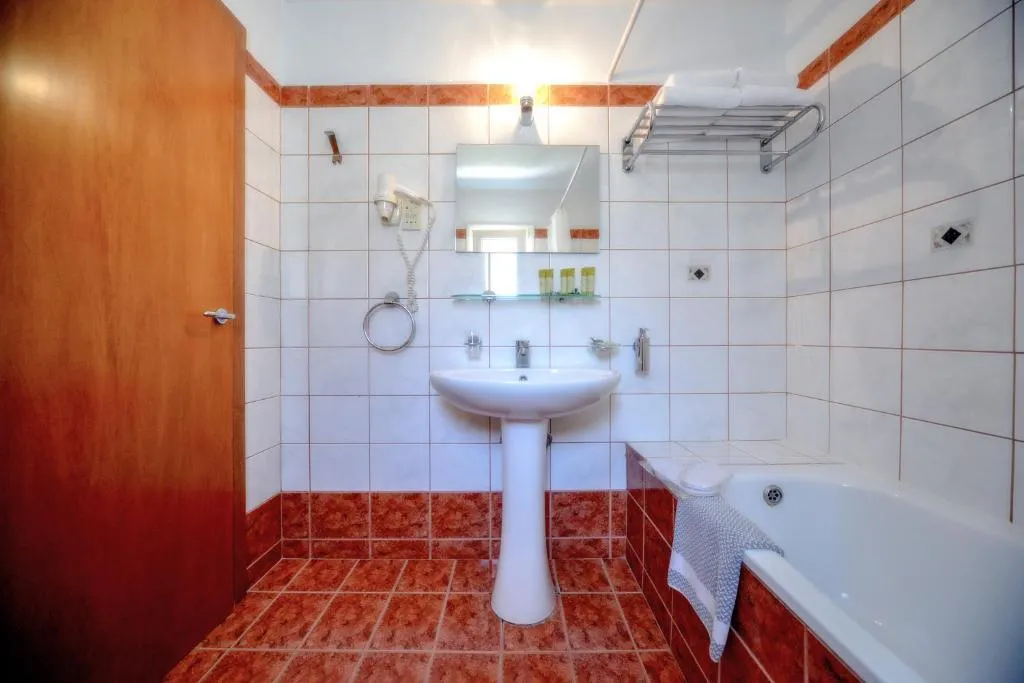 SINGLE SEA VIEW Room, Xenia, Thessaloniki