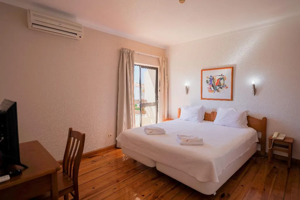 FAMILY ROOM CLASSIC Room, Portimao Center Hotel by Umbral, Algarve