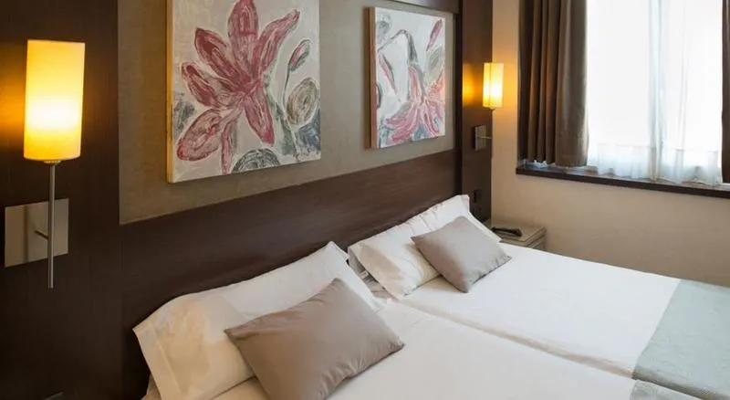 DOUBLE STANDARD Room, Catalonia Mikado, Barcelona