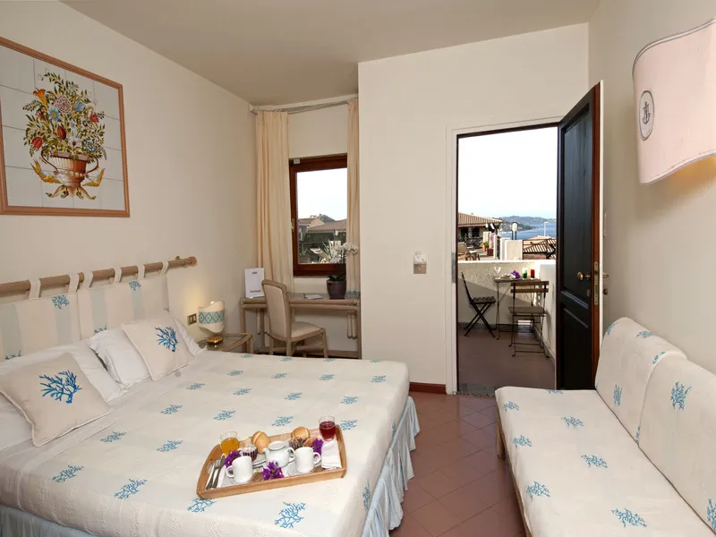 DOUBLE SUPERIOR Room, Hotel Palau, Olbia