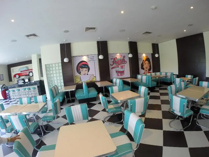 Sports and Entertainment, Family Club Princess, Playa Del Carmen