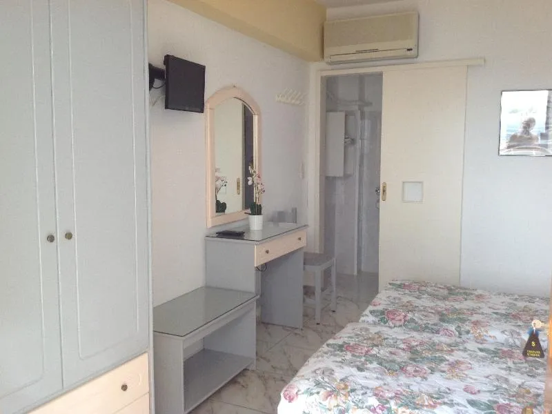 Double or Twin SEA VIEW Room, Travlos Studios, Kalamata