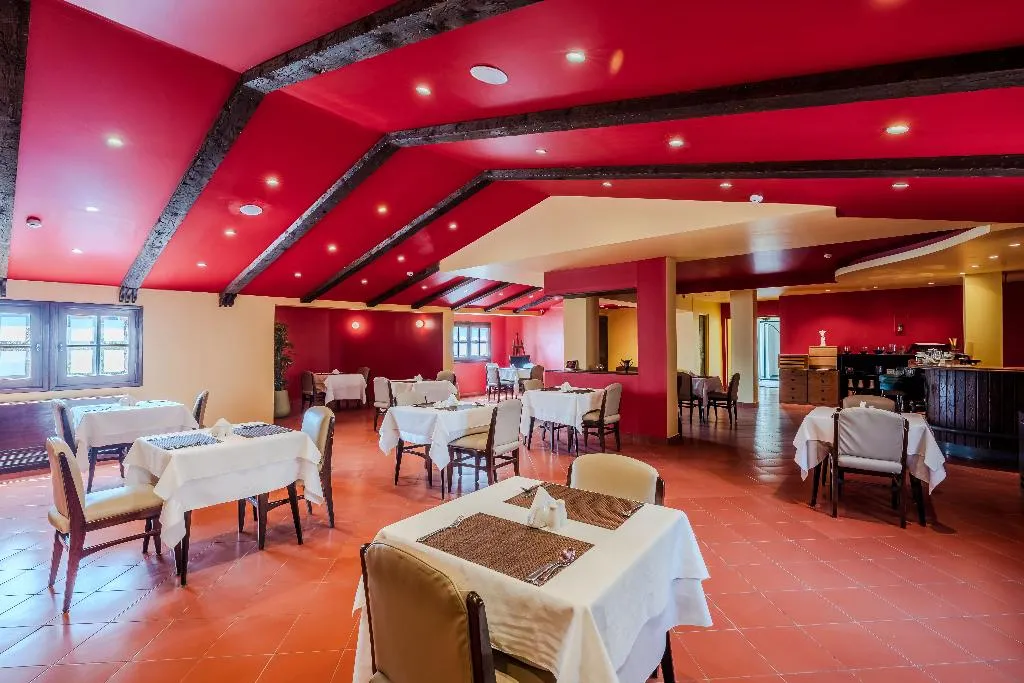 Restaurant, Longchamps, Cairo