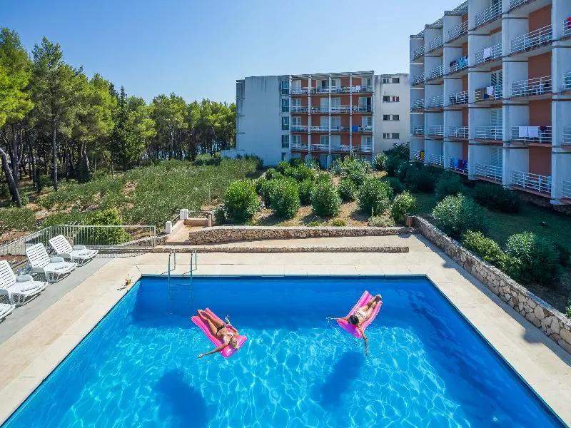 Pool, Hvar, Split