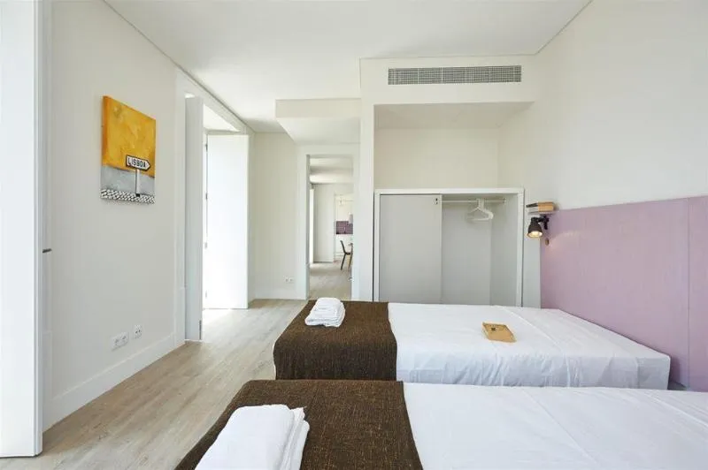 APARTMENT DELUXE ONE BEDROOM Room, Hello Lisbon Santos Azulejos Apartments, Lisbon