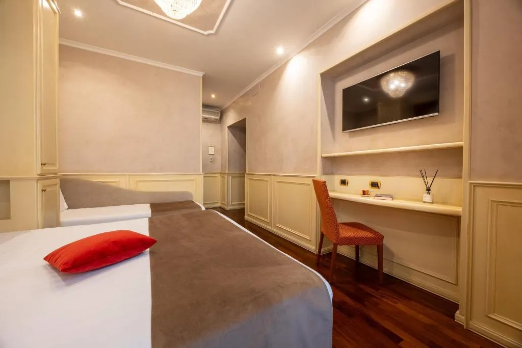 Double or Twin DELUXE Room, Al Viminale Hill Inn & Hotel, Rome