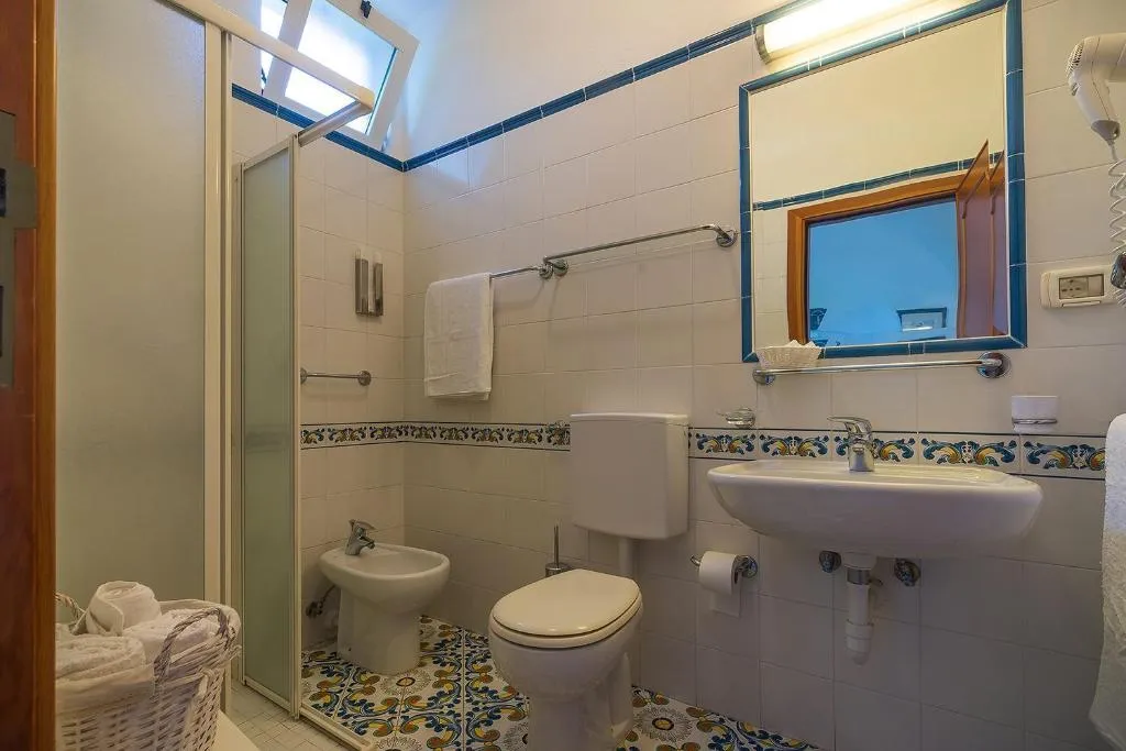 Double or Twin SUPERIOR SEA VIEW Room, Villa Maria, Naples
