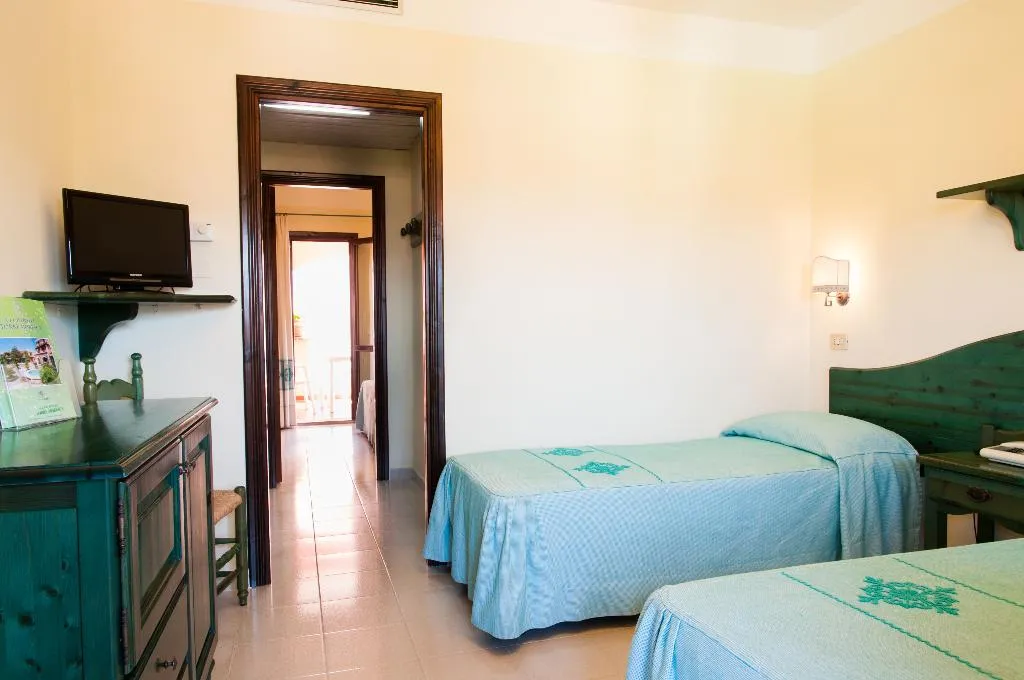 FAMILY ROOM COMFORT Room, Nicolaus Club Torre Moresca, Cagliari