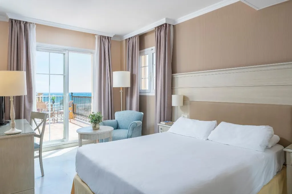 Double or Twin SEA VIEW Room, Iberostar Waves Málaga Playa, Costa Del Sol