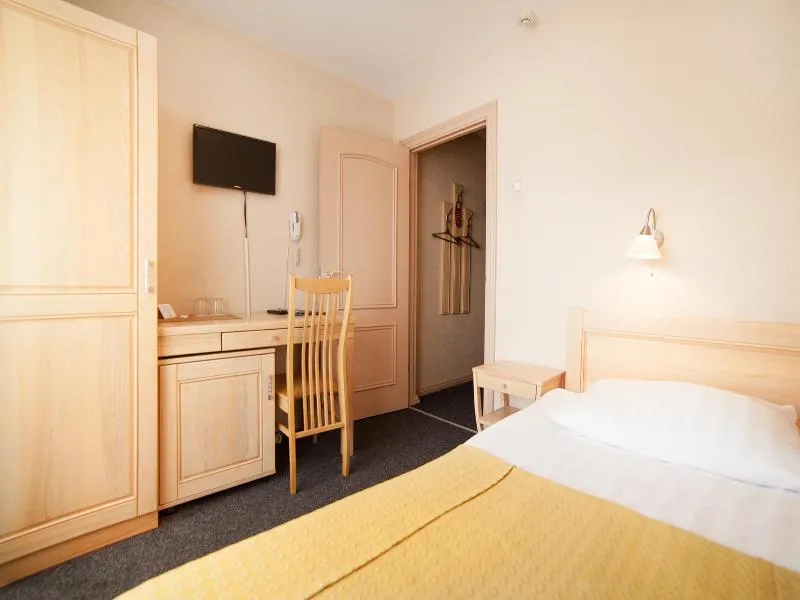 SINGLE STANDARD Room, Rija Hotel Tia, Riga