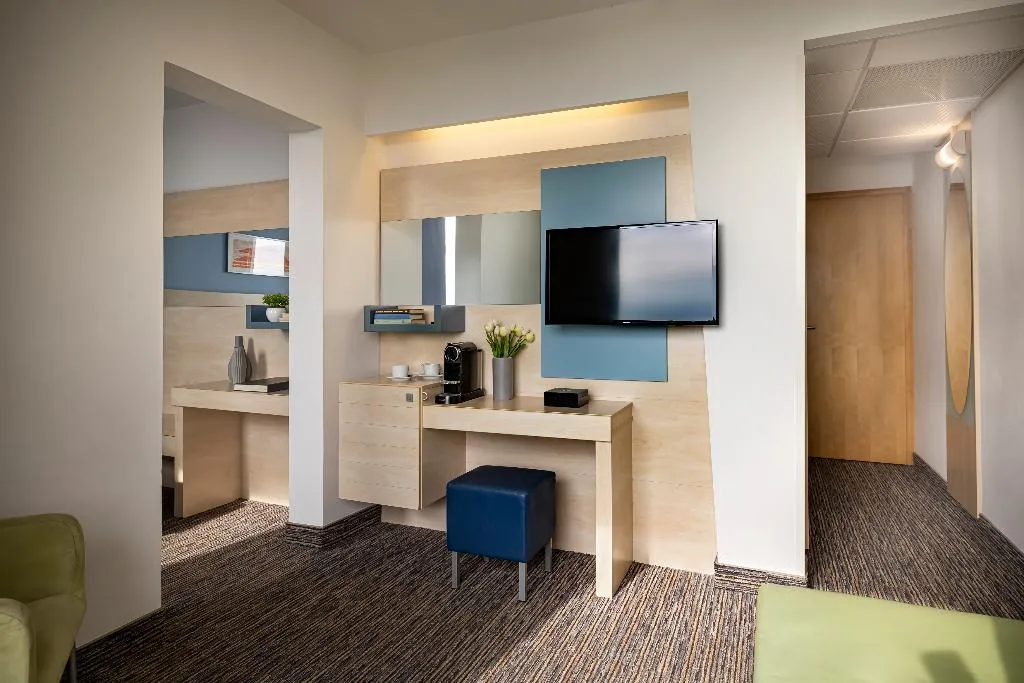 JUNIOR SUITE STANDARD Room, Valamar Diamant Hotel, Istria