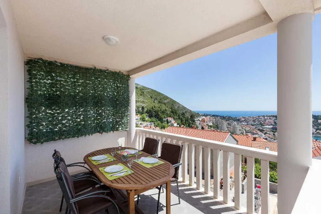 APARTMENT DELUXE TWO BEDROOM Room, Apartments Villa Dadic, Dubrovnik