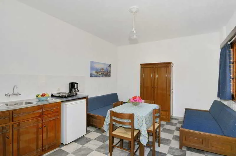 Room, Agrilionas Beach, Samos