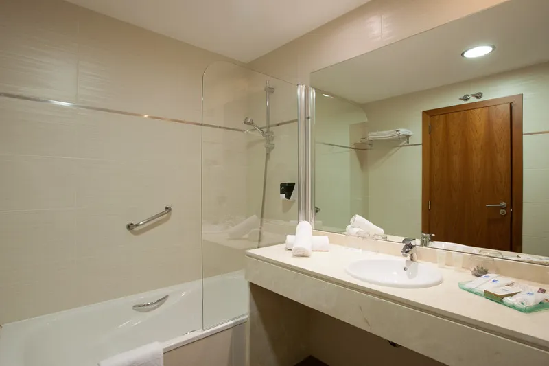 DOUBLE STANDARD Room, Porcel Avant, Madrid