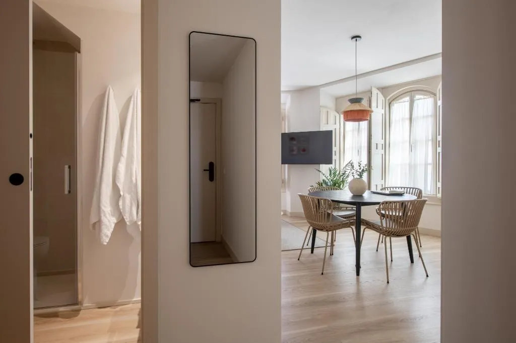 APARTMENT TWO BEDROOMS Room, Libere Malaga Plaza Del Siglo, Costa Del Sol