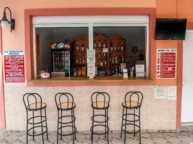 Bar, Paradise Studios, Kefallinia