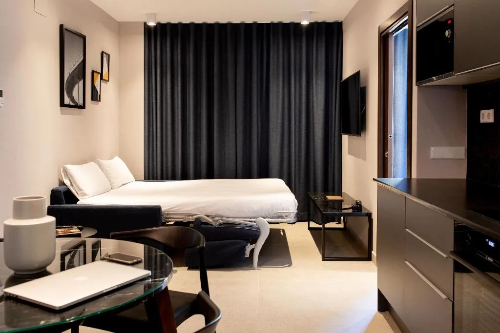 APARTMENT CAPACITY 1 Room, Ramirez Flats Valencia, Valencia
