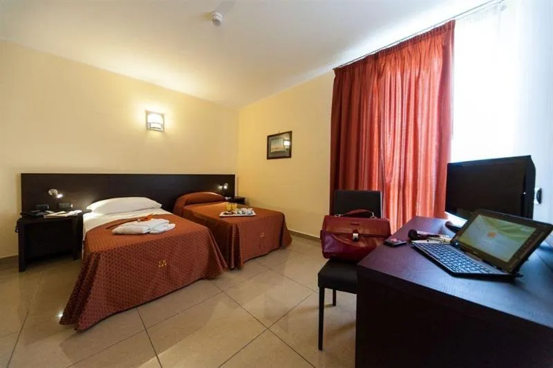 Room, Tiempo Hotel, Naples