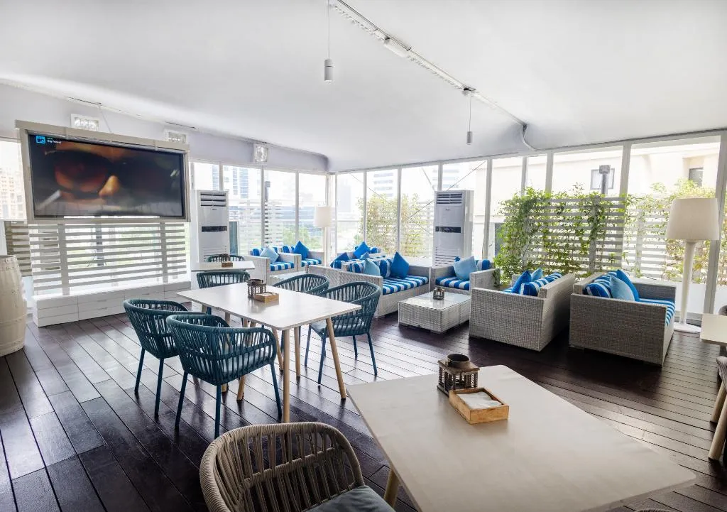 Restaurant, TRYP by Wyndham Dubai, Dubai