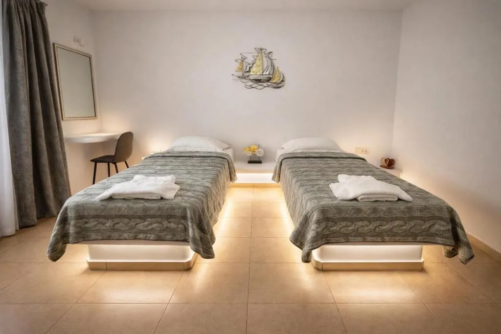 General view, Hotel Babis, Santorini