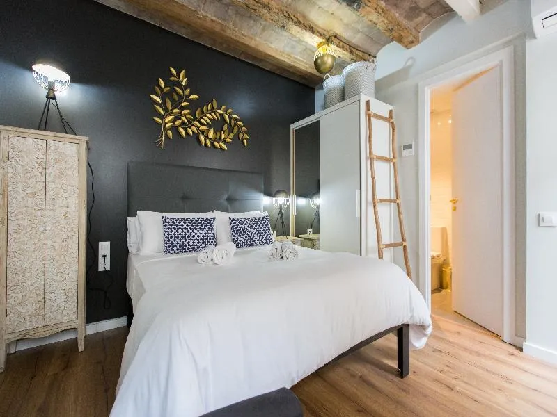 APARTMENT SUPERIOR ONE BEDROOM Room, En Ferran by The Streets, Barcelona