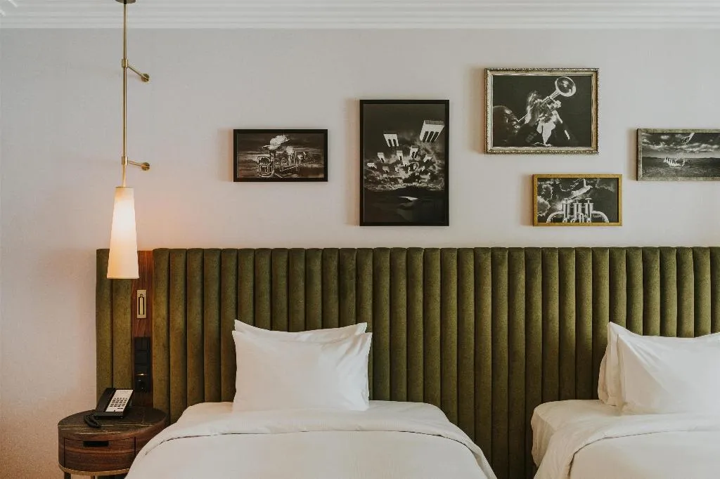DOUBLE DELUXE Room, Hotel Saski Krakow, Curio collection by Hilton, Krakow