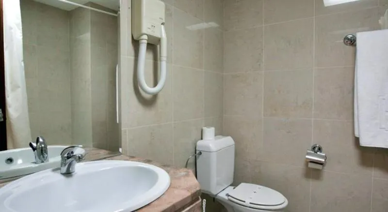 Room, Costa de Prata I, Porto