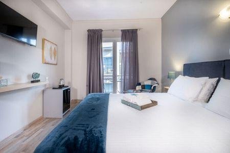 Riviera Hotel, Athens