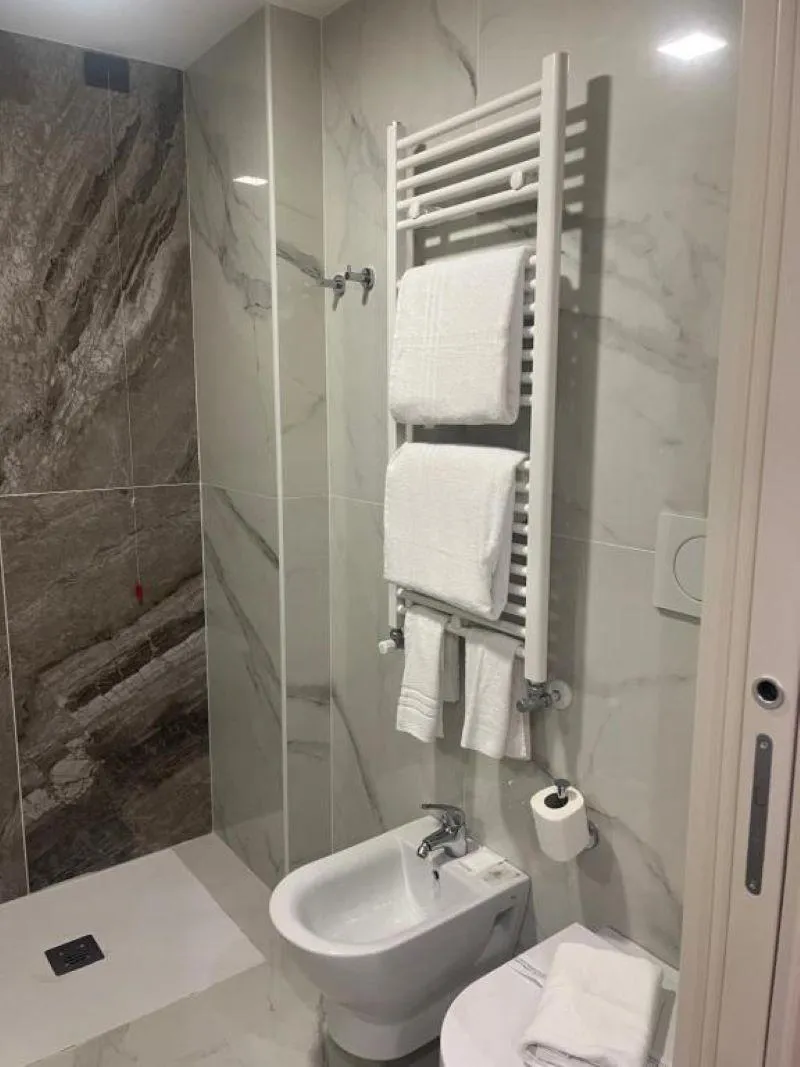 SINGLE STANDARD Room, JR Hotels Bocconi Milano, Milan