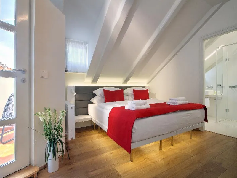 Double or Twin DELUXE Room, Bishops House, Prague