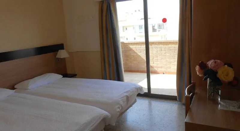 Double or Twin STANDARD Room, Marbella, Costa Brava