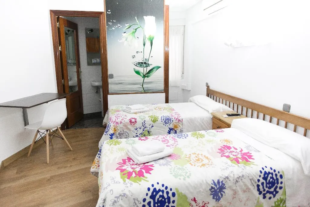 DOUBLE STANDARD Room, CH La Bañezana, Madrid