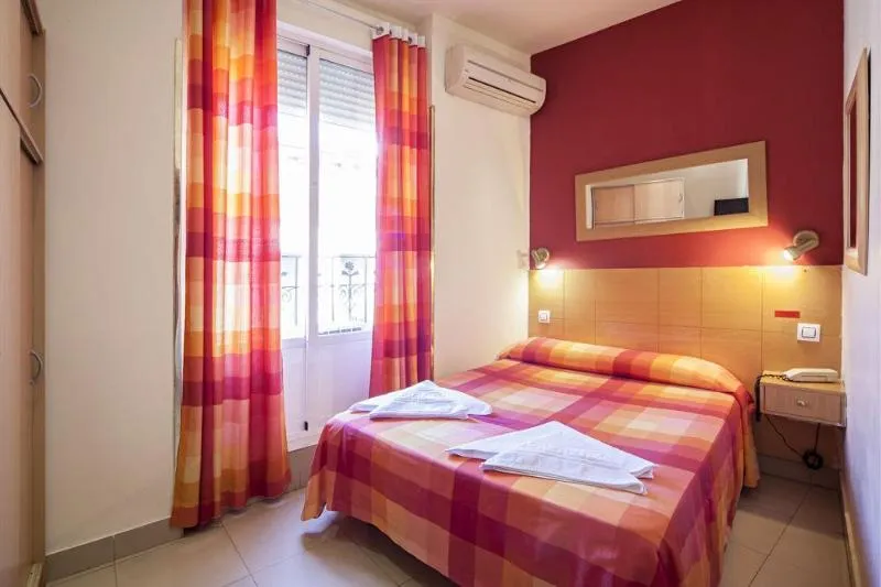 Room, Inter Plaza Mayor, Madrid